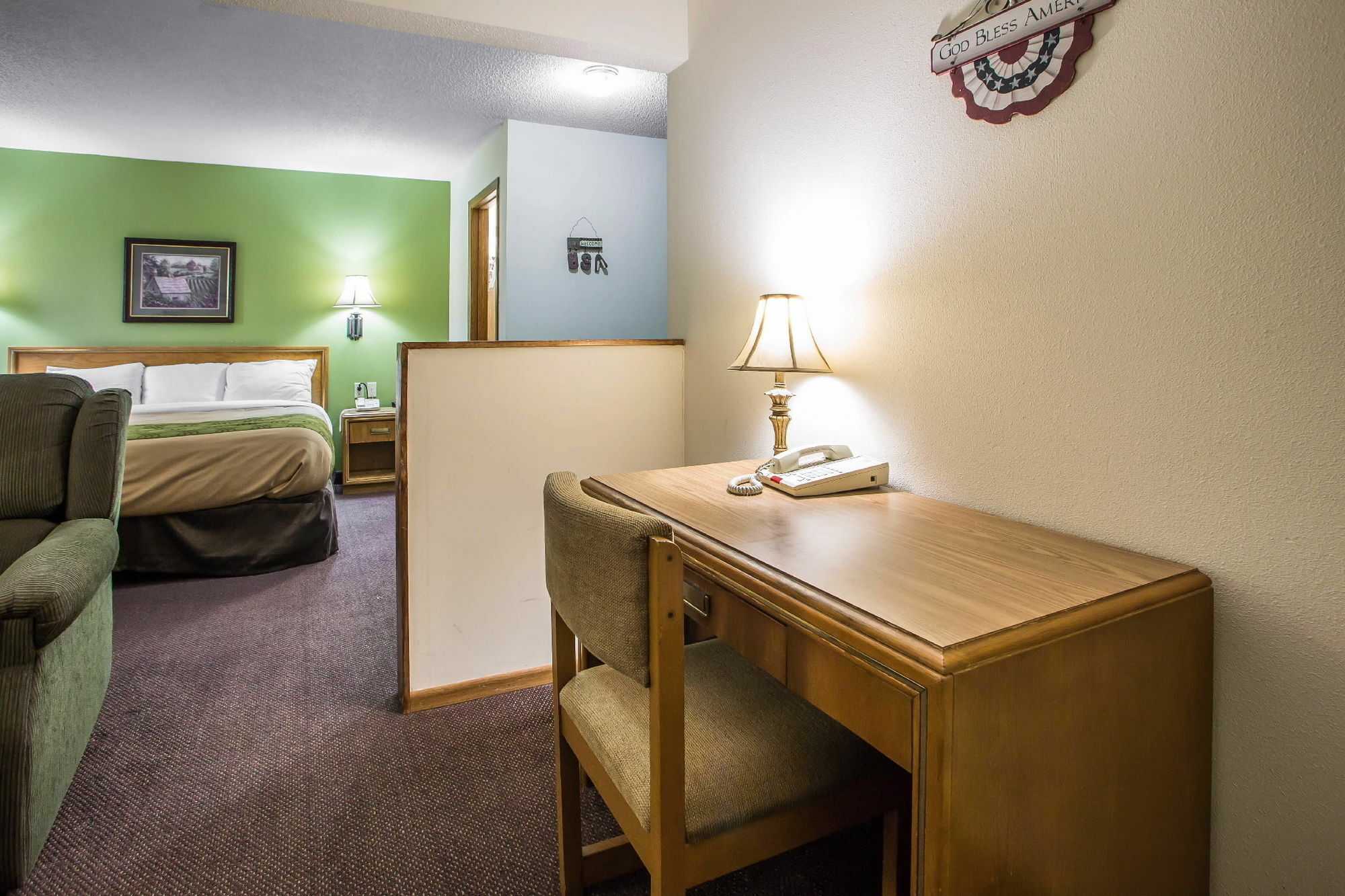 Econo Lodge Inn & Suites 더뷰크 외부 사진